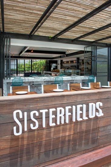 Sisterfields_A_ChristopherLeggett
